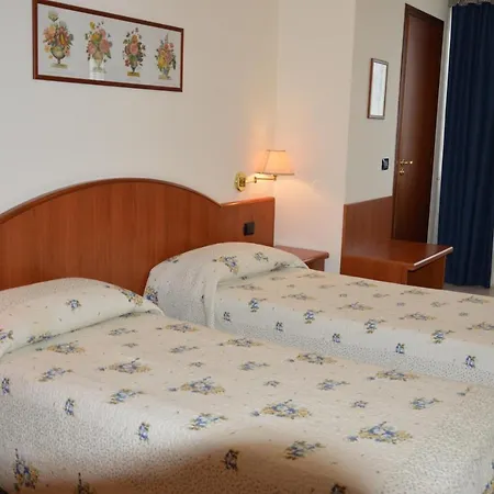 Hotel 2 Maggio